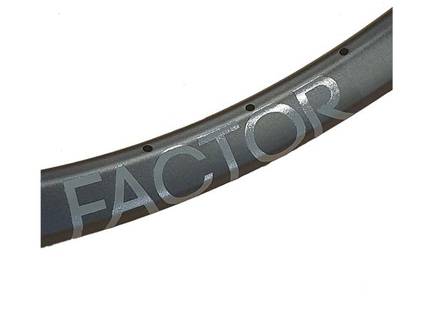Factor Talladega 29" Felg 32H, 622 x 30mm, Alu, 530gr, sort