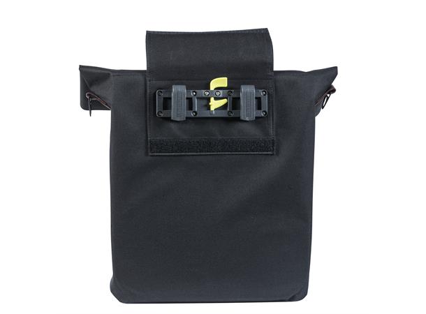 Basil City Shopper Sideveske Sort, 16 ltr, Hook On System 