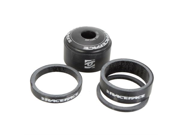 Race Face Carbon Spacersett Carbon, 2.5,10 og 15mm foringer + Topcap 