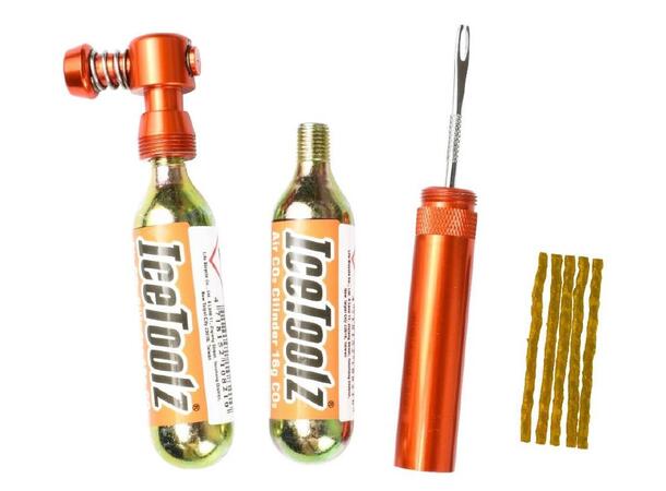 Ice Toolz Tubeless & CO2 Inflator Kit Verktøy med plugger, regulator, patroner 
