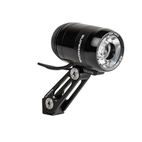 Supernova E3 Pro 2 Frontlykt 205L, Dynamo, Sort, 110g