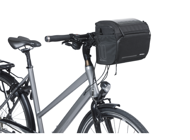 Basil Move KF Veske Front Sort, 8 ltr, ink KF plate 