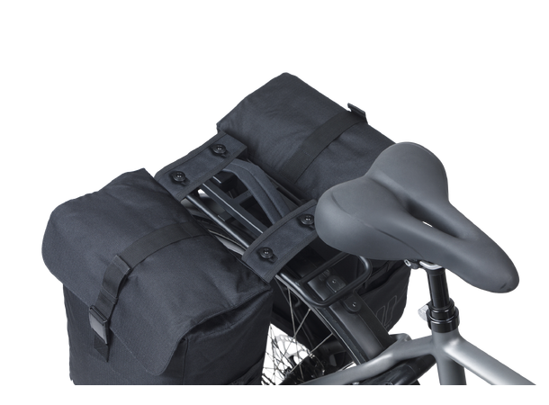 Basil Move MIK Sideveske Sett Sort, 30 ltr, ink MIK System 