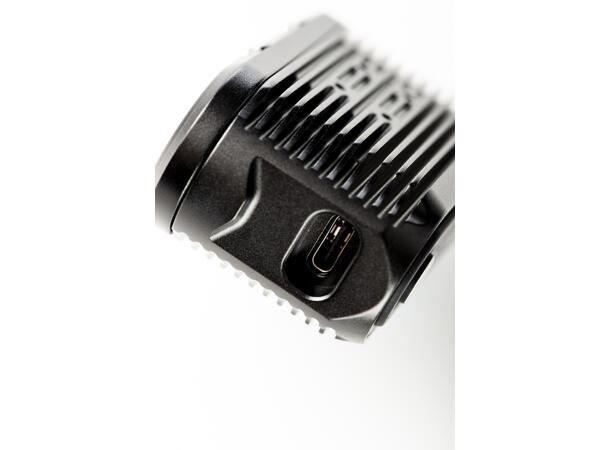 Gloworm XSV 3600 Frontlykt 3600 L, remote, OLED 10000mAh, 501g 