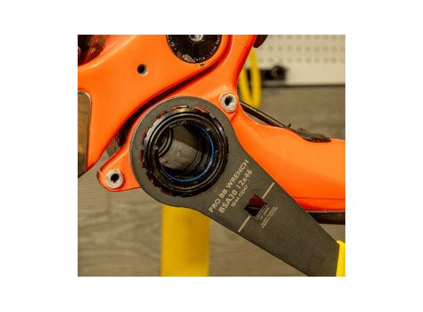 Pedro's Pro BB Wrench Kranklageravtager BSA30/DUB® 12x46 