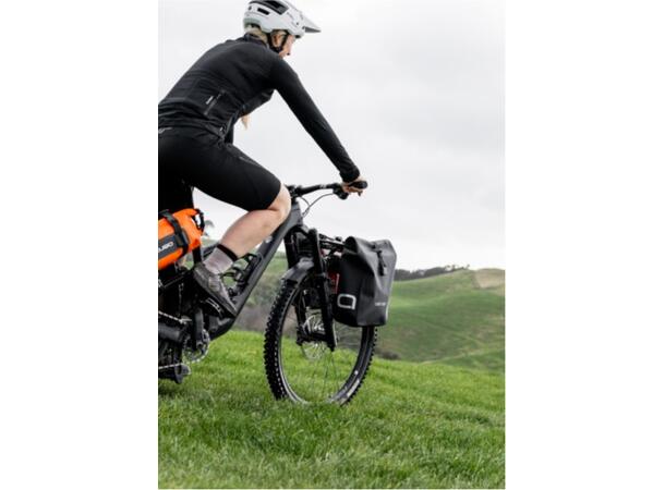 Aeroe Urban Pannier Sideveske 12 l, Vanntett, Universal kroker, 880g 