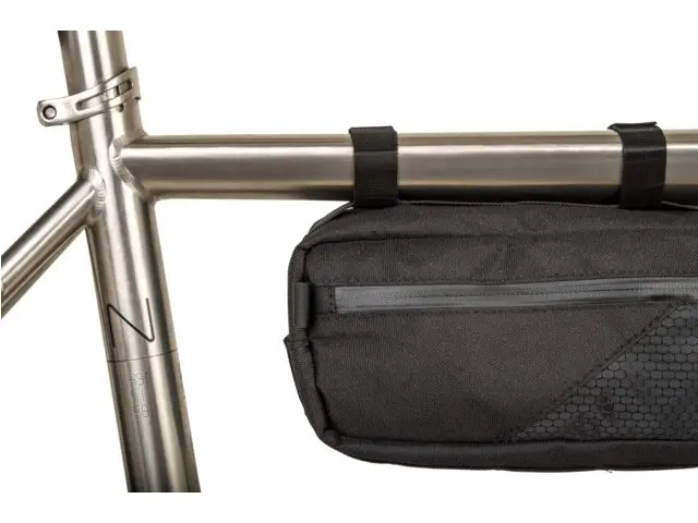 AGU Venture Bikepacking Rammeveske L Reflective, 5.5L, 210gr, 52 x 14 x 6cm 