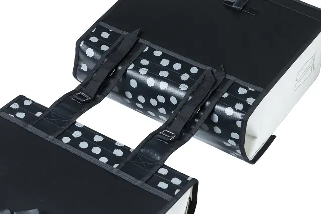 Basil Urban Load Sideveske Sett Sort, 48-53 ltr, Universal Bridge 