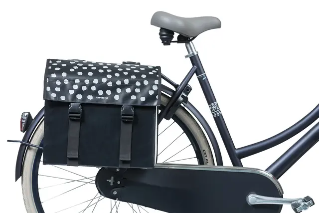 Basil Urban Load Sideveske Sett Sort, 48-53 ltr, Universal Bridge 