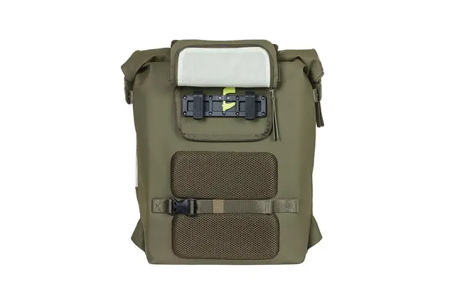 Basil SoHo Nordlicht Sekk Moss Grønn, 17l, IPX3, Hook On System 