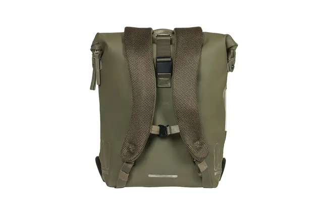 Basil SoHo Nordlicht Sekk Moss Grønn, 17l, IPX3, Hook On System 