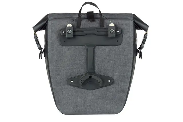 Basil Navigator MIK Studs Sideveske L Grå,31l,Vanntett IPX3,ink MIK-StudsPlate 