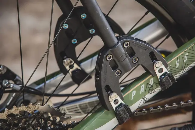 Aeroe Spider Rear Rack Bagasjebrett For rammefeste, inkl. vugge, 641g 