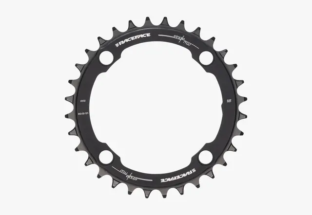Race Face Krankdrev Sort 104 BCD/4-arm, 9/12-delt,Narrow/Wide,Alu 