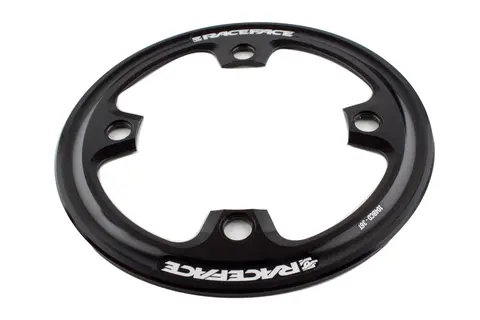 Race Face Light Bashguard Sort, 4 arm. BCD 104mm, 3-4mm tab, 50gr