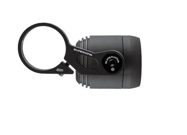 Supernova E3 Pure 3 HBM Frontlykt 205L, Dynamo, Sort, 95g 