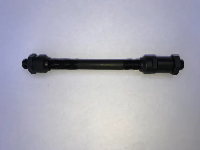 Aksling QR/Hurtigkobling Baknav 9mm / 145mm, komp med konuser og mutter 
