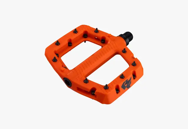 Race Face Chester Platformpedal SMALL Nylon Composite, 105x100mm, 22-pin, 345g 
