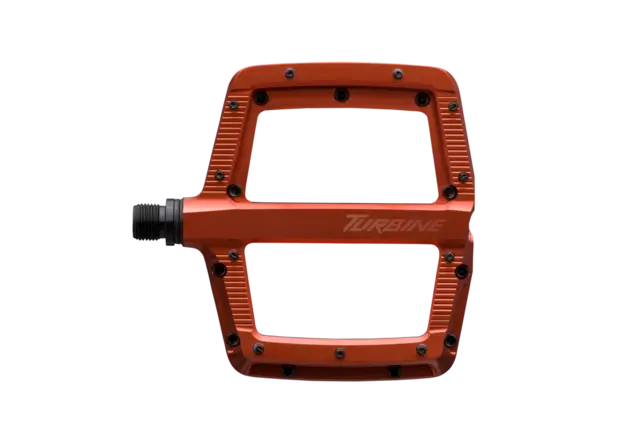 Race Face Turbine Platform Pedal Oransje 115mmx110mm, 22-pins, 415gr 