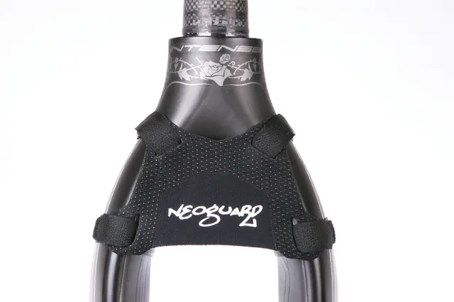 RRP Neoguard Rigid M Sort, 40-65mm, for stive gafler, 8 gr. 