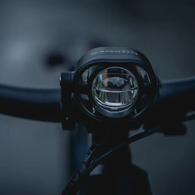 Litemove AEW-230 eMTB Frontlykt 950/550Lumens, styrefeste, m/bryter 