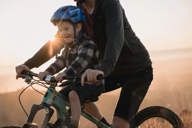 Kids Ride Shotgun 2.0 Barnesete Front montert 