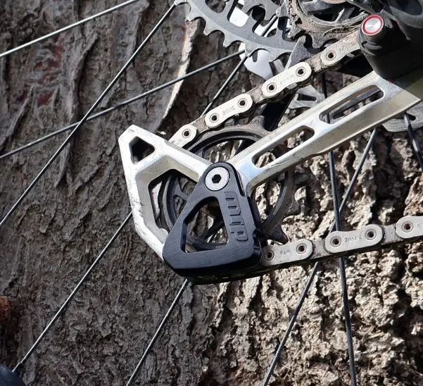 MRP Cage Guard Sram T-Type Delrin, sort, rustfri skrue, 8gr 